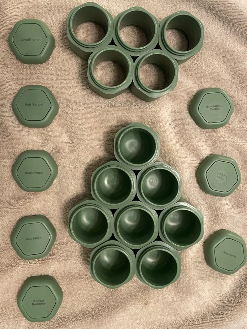 Cadence Magnetic Travel Toiletry Jars - Set of 8 Medium Containers + 6 Extenders